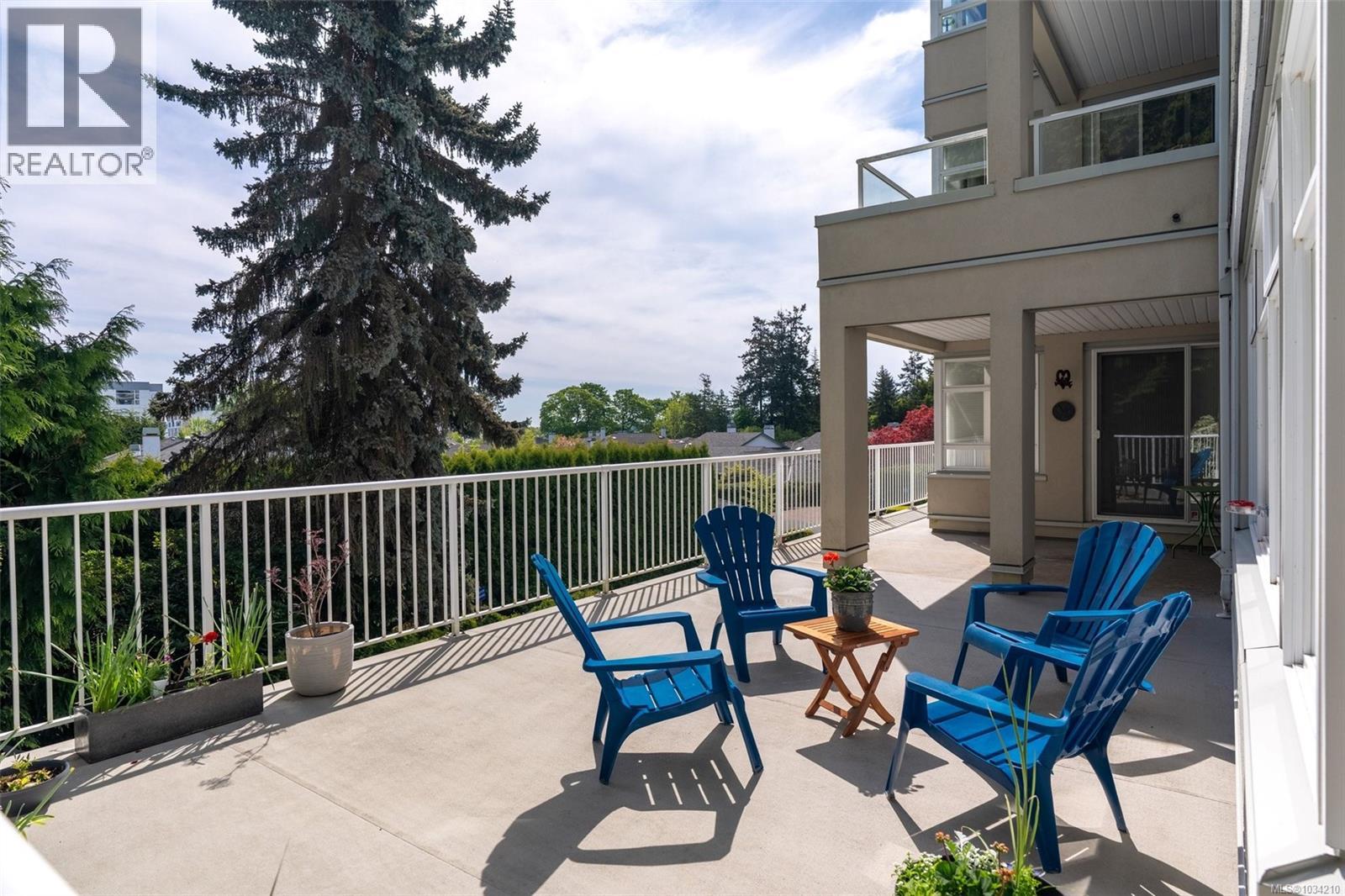 209 5110 Cordova Bay Rd, Saanich, British Columbia  V8Y 2K5 - Photo 20 - 1034210
