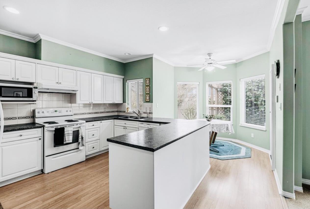15422 78a Ave, Surrey, British Columbia  V3S 8R4 - Photo 4 - R3124682