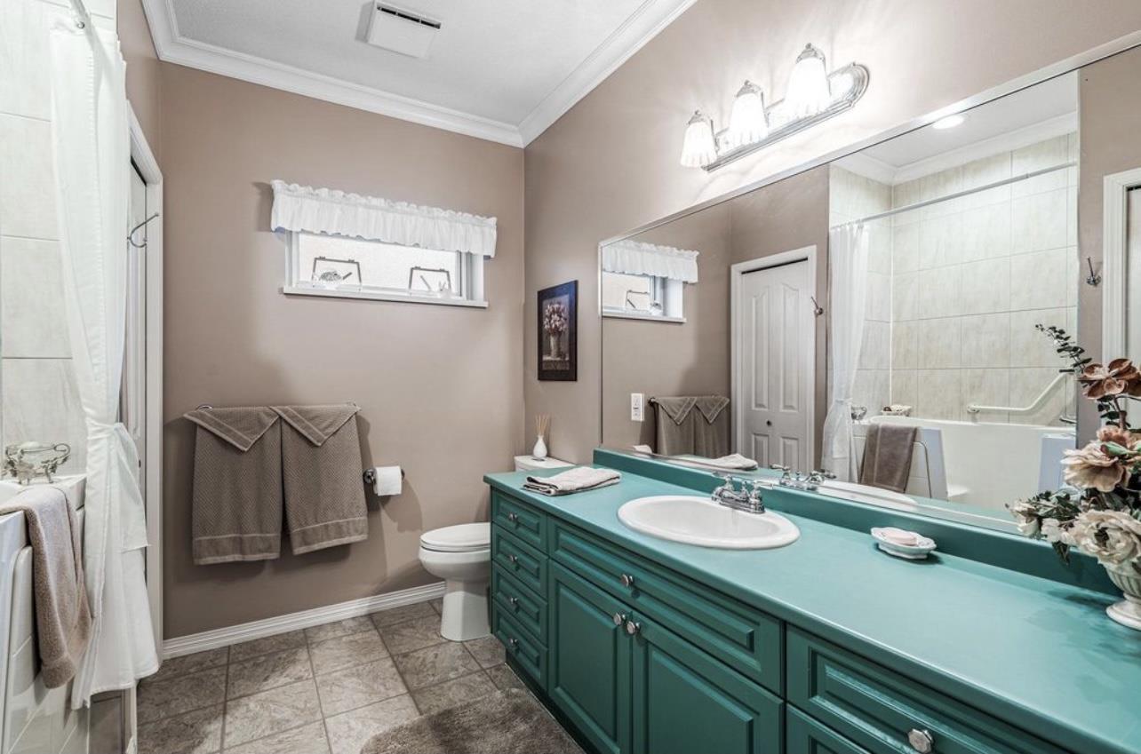 15422 78a Ave, Surrey, British Columbia  V3S 8R4 - Photo 8 - R3124682