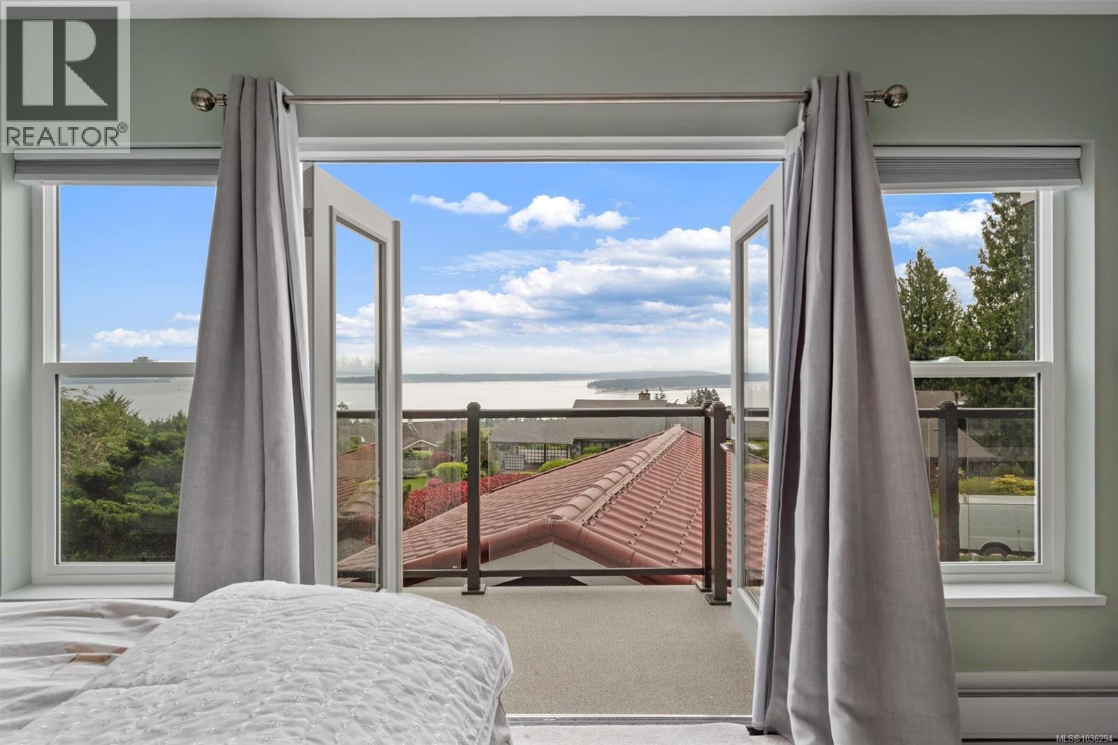8750 Pender Park Dr, North Saanich, British Columbia  V8L 3Z5 - Photo 27 - 1036294