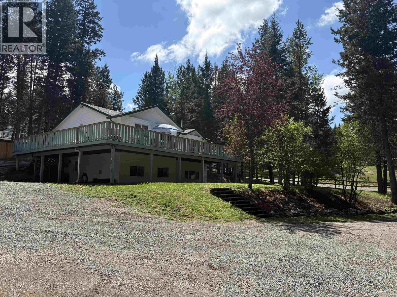 4951 Monical Road, 108 Mile Ranch, British Columbia  V0K 2Z0 - Photo 4 - R3096482