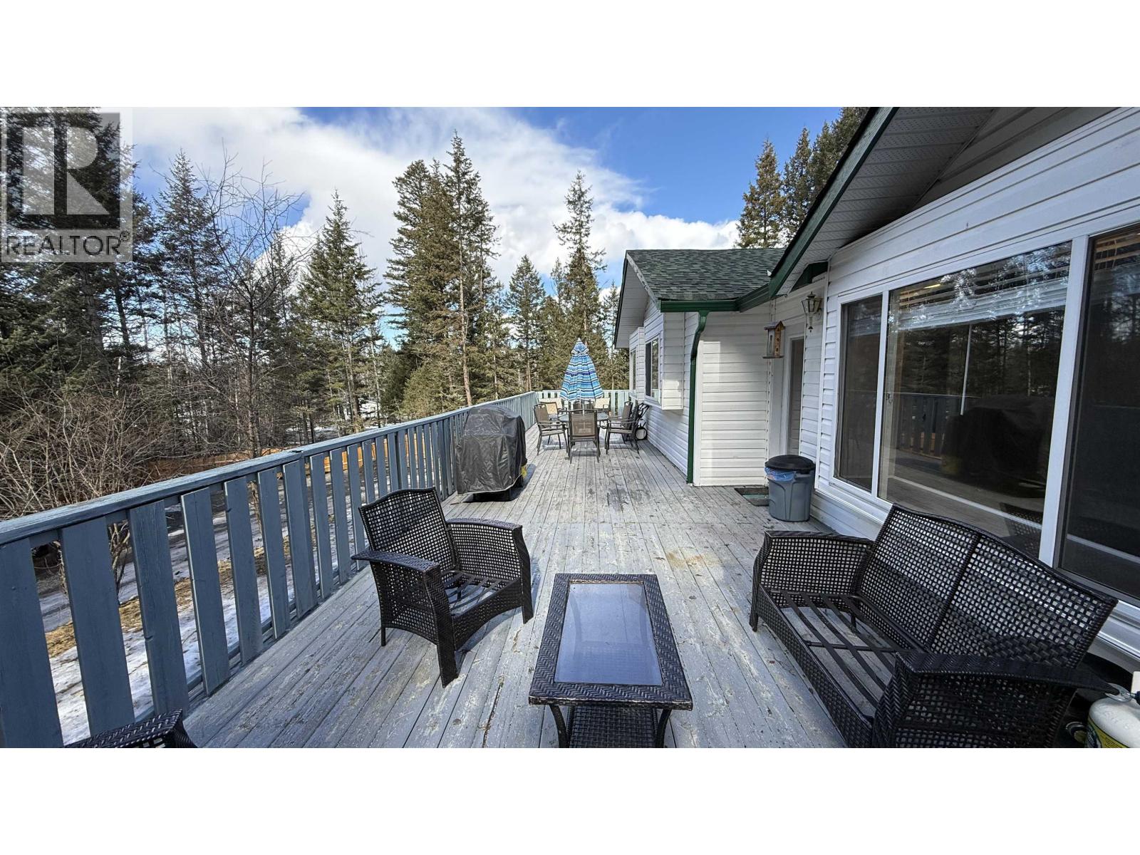 4951 Monical Road, 108 Mile Ranch, British Columbia  V0K 2Z0 - Photo 8 - R3096482