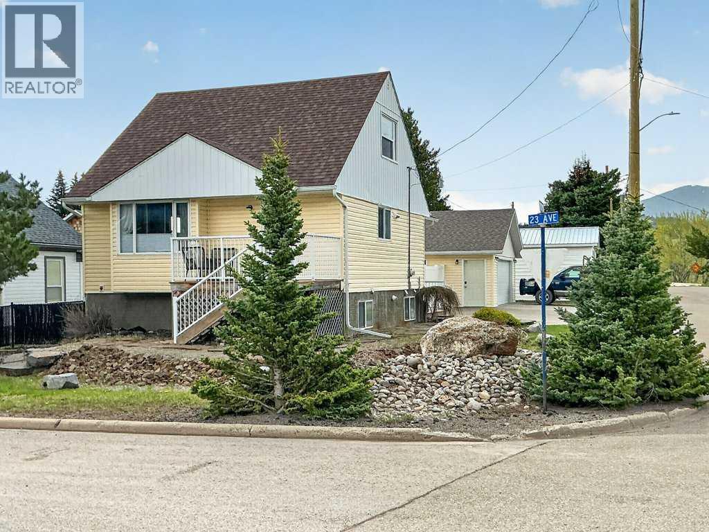 7704 23 Avenue, Coleman, Alberta