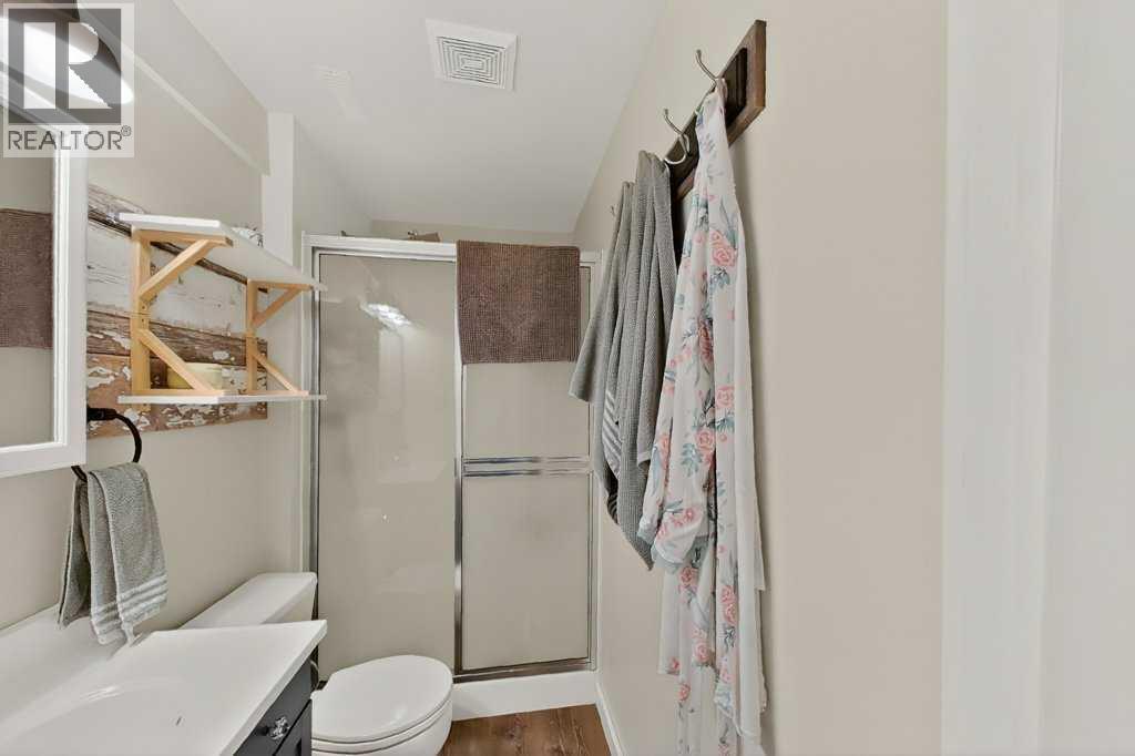 7704 23 Avenue, Coleman, Alberta  T0K 0M0 - Photo 37 - A2310124
