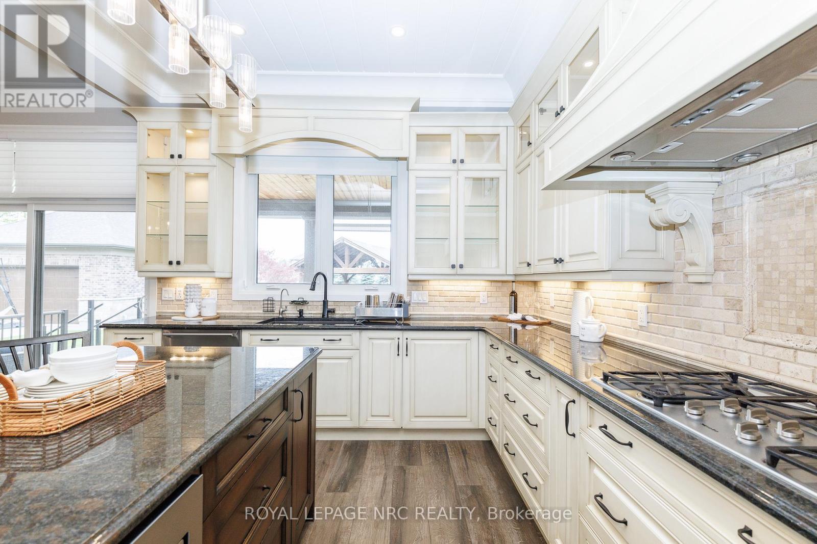 294 Tanbark Road, Niagara-On-The-Lake, Ontario  L0S 1J0 - Photo 12 - X13141376