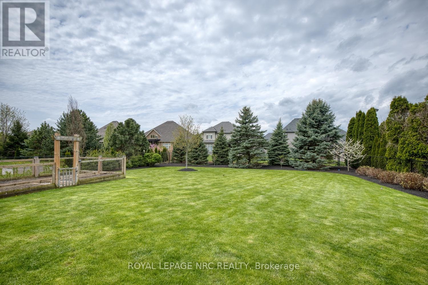 294 Tanbark Road, Niagara-On-The-Lake, Ontario  L0S 1J0 - Photo 45 - X13141376