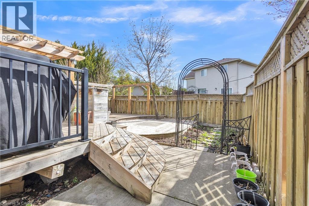 425 Erinbrook Drive, Kitchener, Ontario  N2E 3S4 - Photo 31 - 40831083