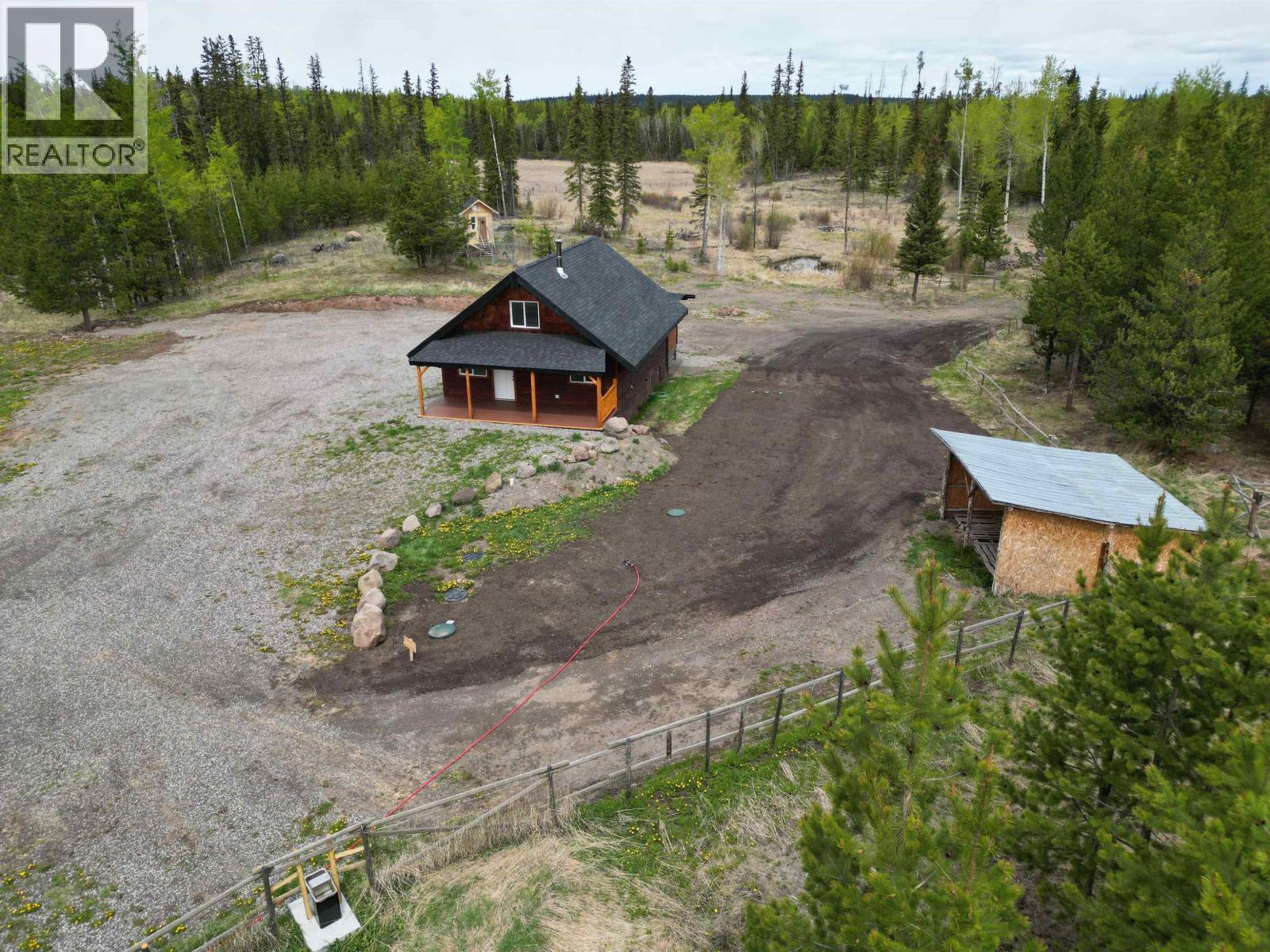 7058 93 Mile Loop Road, 100 Mile House, British Columbia  V0K 2E2 - Photo 7 - R3123106