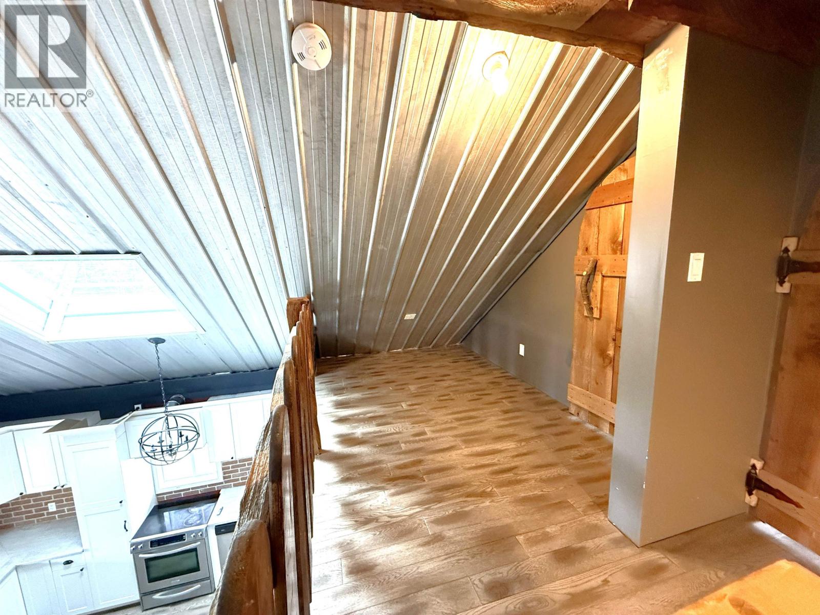 7058 93 Mile Loop Road, 100 Mile House, British Columbia  V0K 2E2 - Photo 28 - R3123106