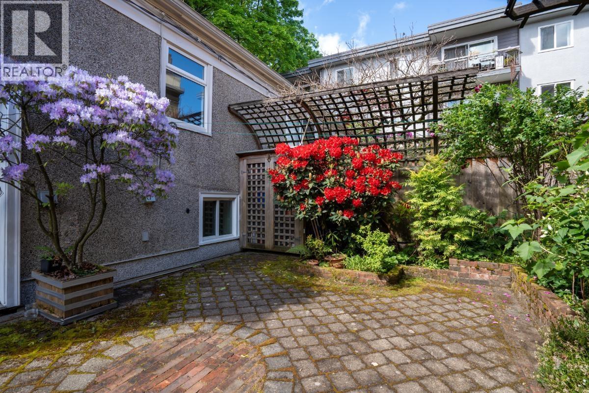 2305 W 3rd Avenue, Vancouver, British Columbia  V6K 1L6 - Photo 34 - R3067479