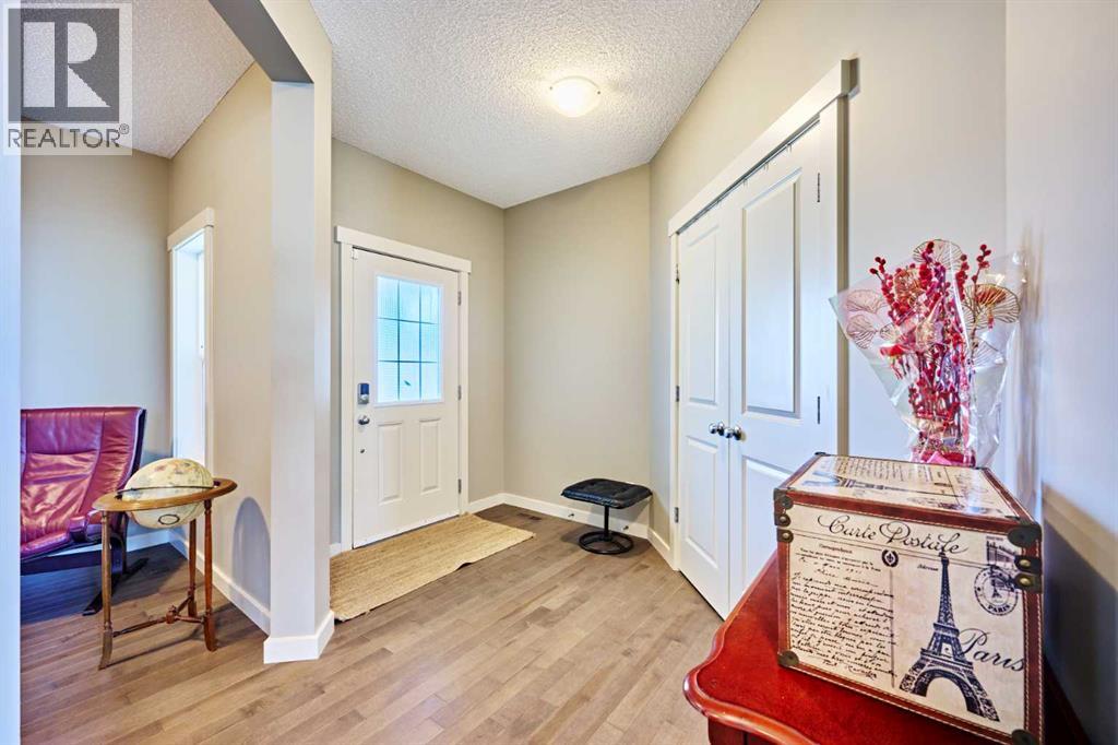 109 Sherwood Road NW, Calgary, Alberta  T3R 0P1 - Photo 7 - A2309680