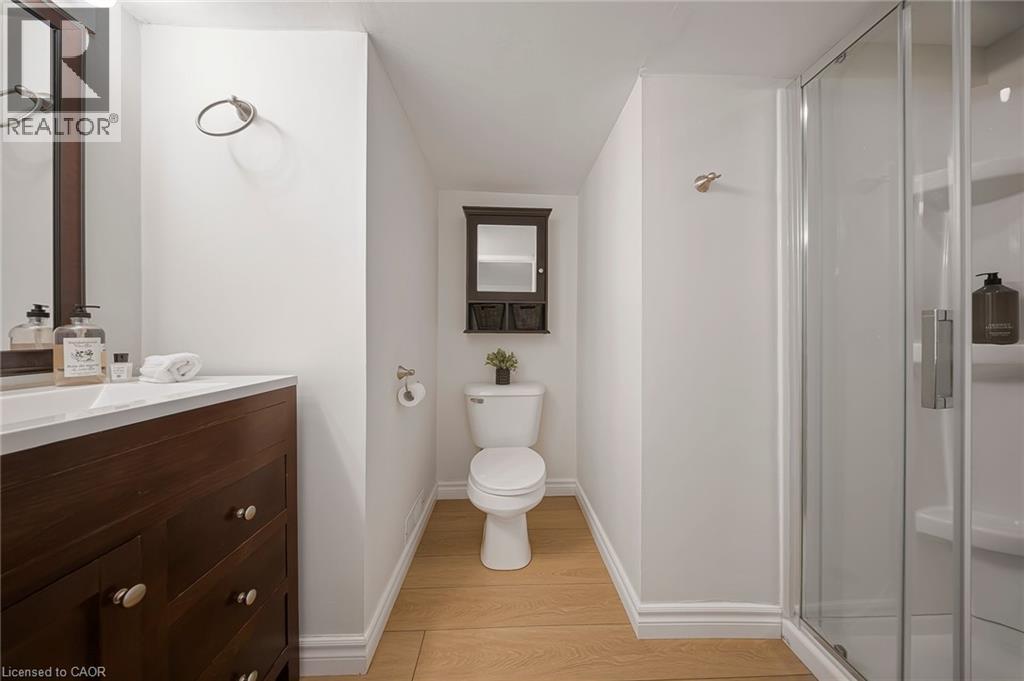 18 Mountain Mint Crescent, Kitchener, Ontario  N2E 3R4 - Photo 27 - 40829625