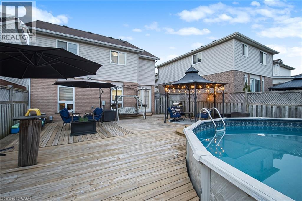 18 Mountain Mint Crescent, Kitchener, Ontario  N2E 3R4 - Photo 36 - 40829625