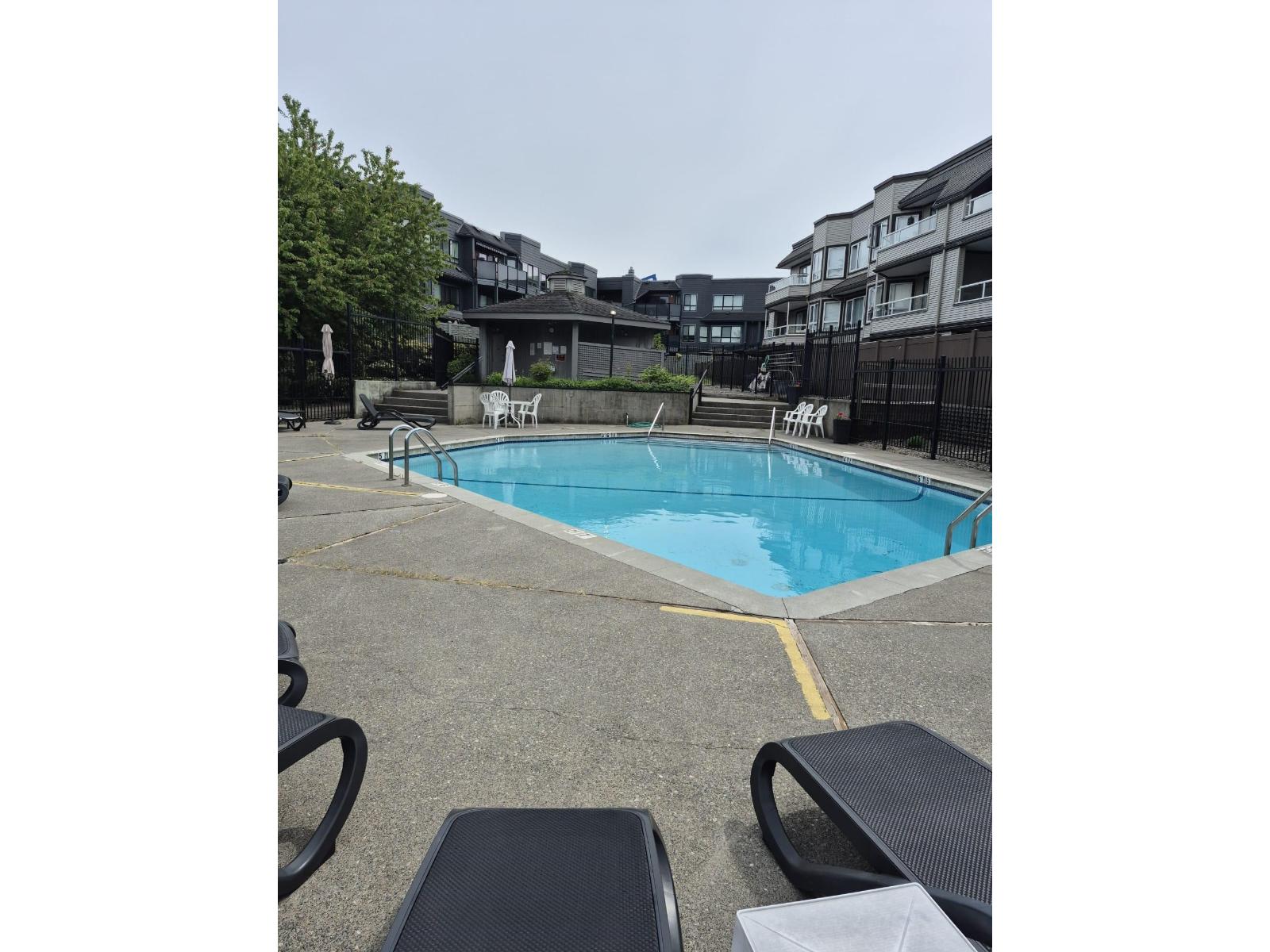 313 1830 E Southmere Crescent, Surrey, British Columbia  V4A 9C2 - Photo 24 - R3095099