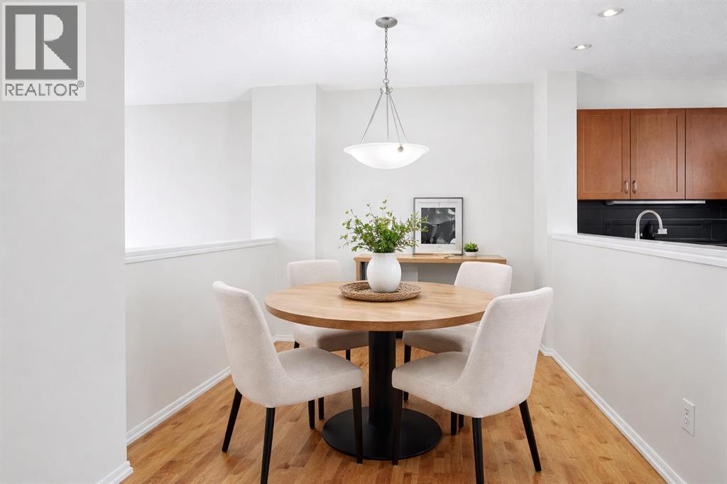 305 Elgin Gardens SE, Calgary, Alberta  T2Z 4T7 - Photo 6 - A2302423
