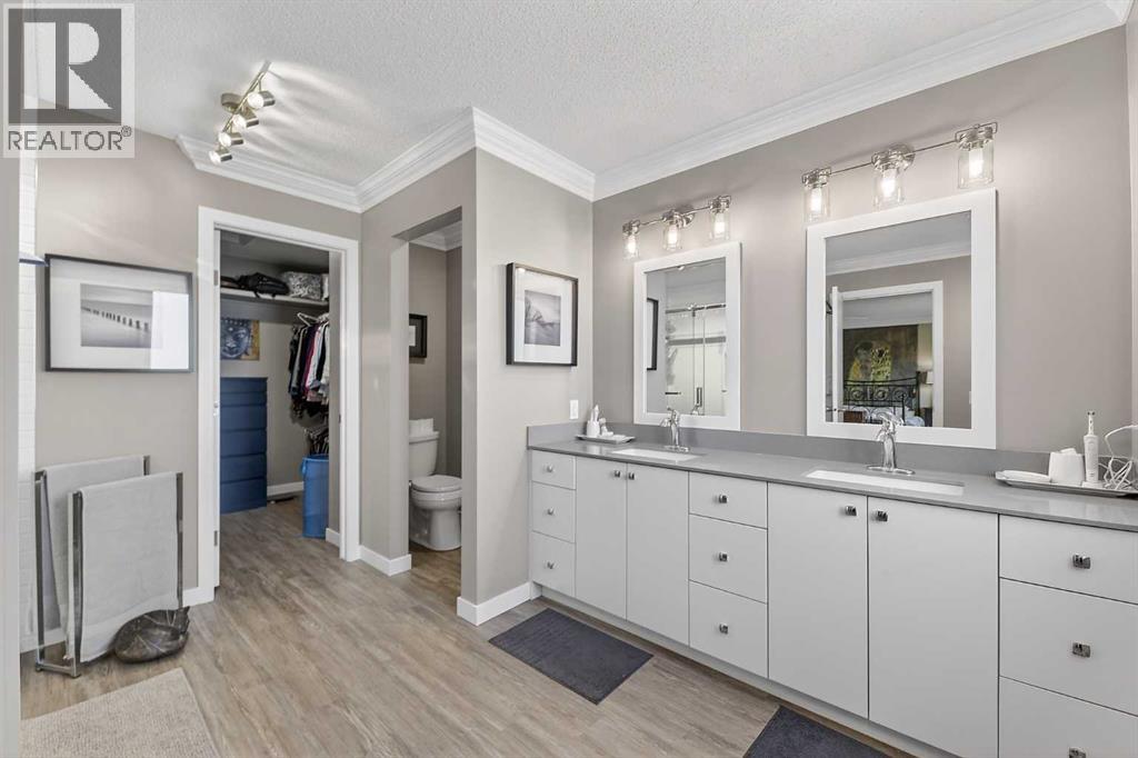 185 Shawbrooke Green SW, Calgary, Alberta  T2Y 3C6 - Photo 23 - A2310548
