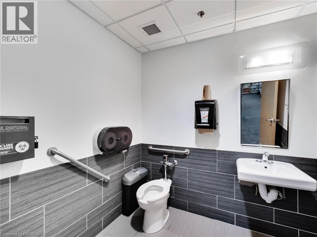 550 Plains Road E Unit# 100, Burlington, Ontario  L7T 2E3 - Photo 25 - 40817220