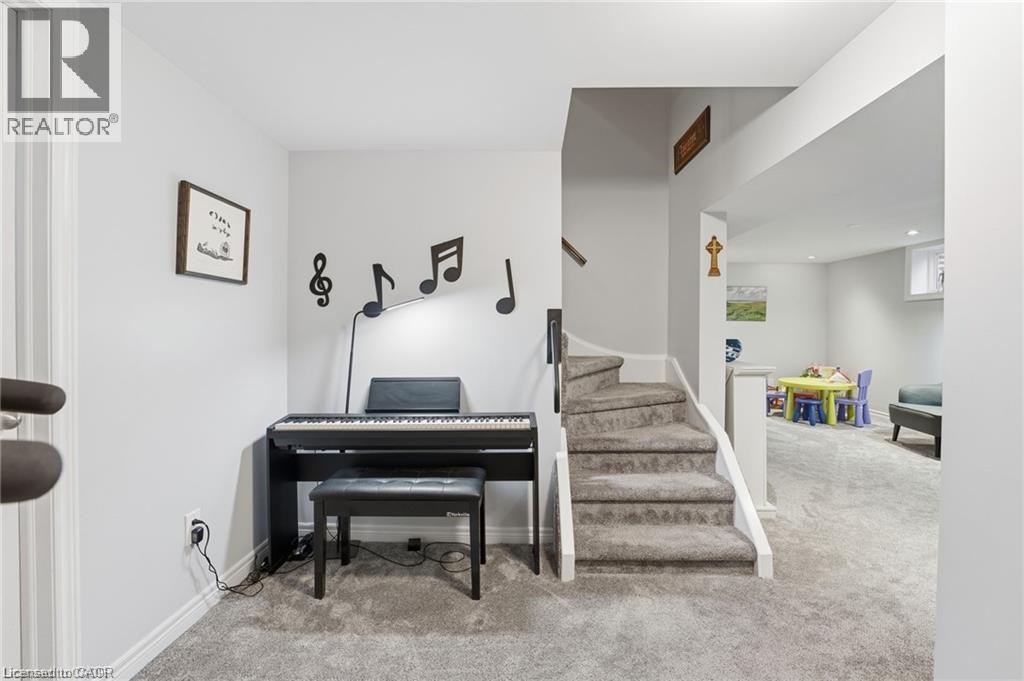668 Tomahawk Crescent, Ancaster, Ontario  L9G 3R2 - Photo 35 - 40825789