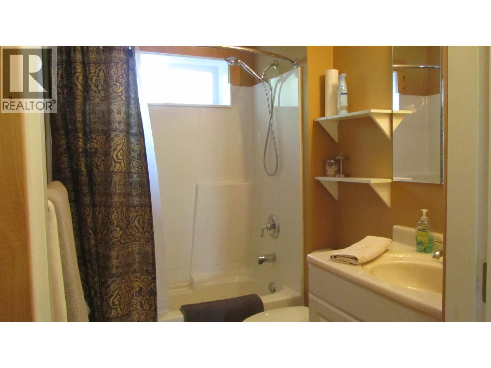 3620 Gunn Road, Lac La Hache, British Columbia  V0K 1T1 - Photo 14 - R3124686