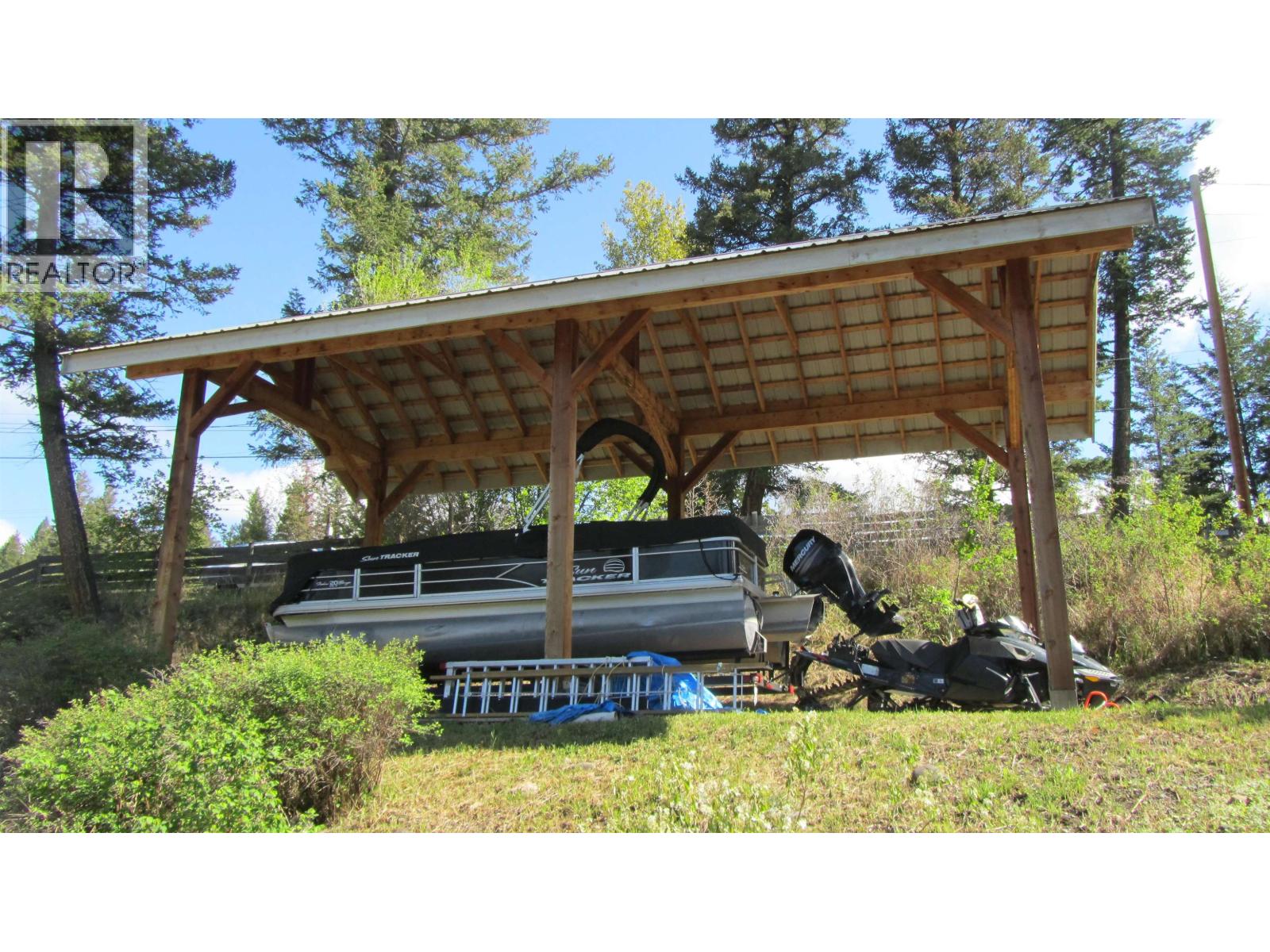 3620 Gunn Road, Lac La Hache, British Columbia  V0K 1T1 - Photo 26 - R3124686