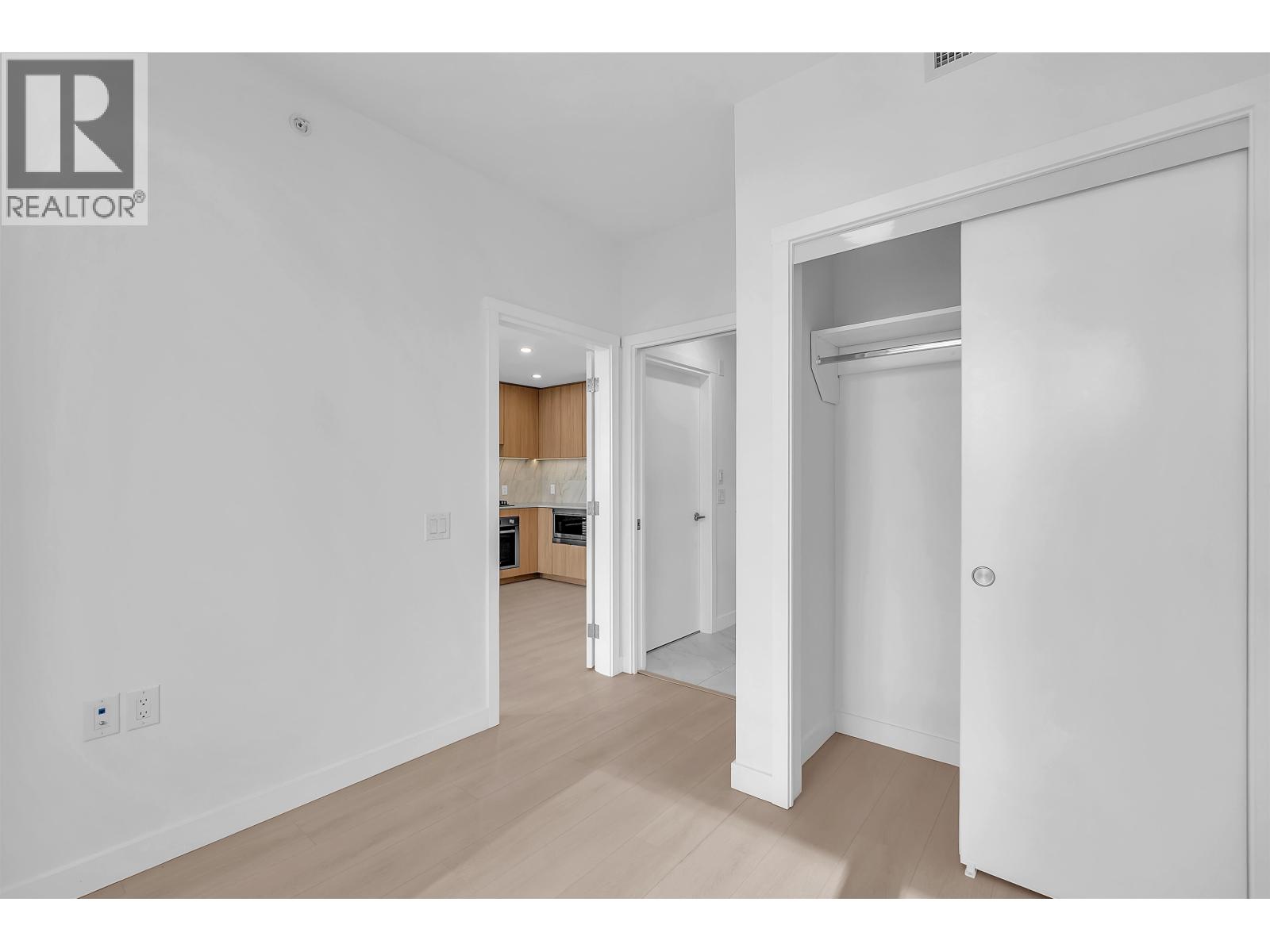 1401 626 Claremont Street, Coquitlam, British Columbia  V3J 0T1 - Photo 12 - R3115841