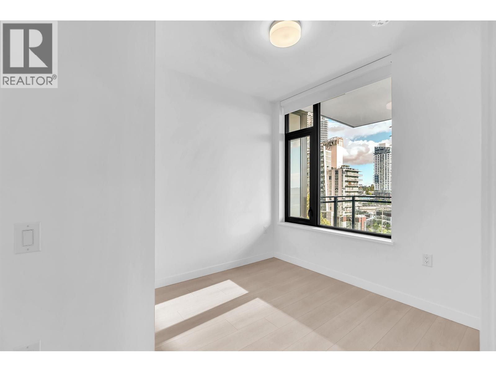 1401 626 Claremont Street, Coquitlam, British Columbia  V3J 0T1 - Photo 10 - R3115841