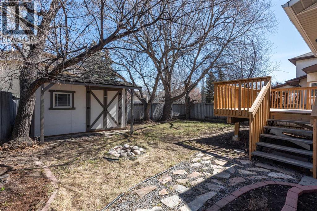 260 Hawkwood Boulevard NW, Calgary, Alberta  T3G 3E8 - Photo 29 - A2306793