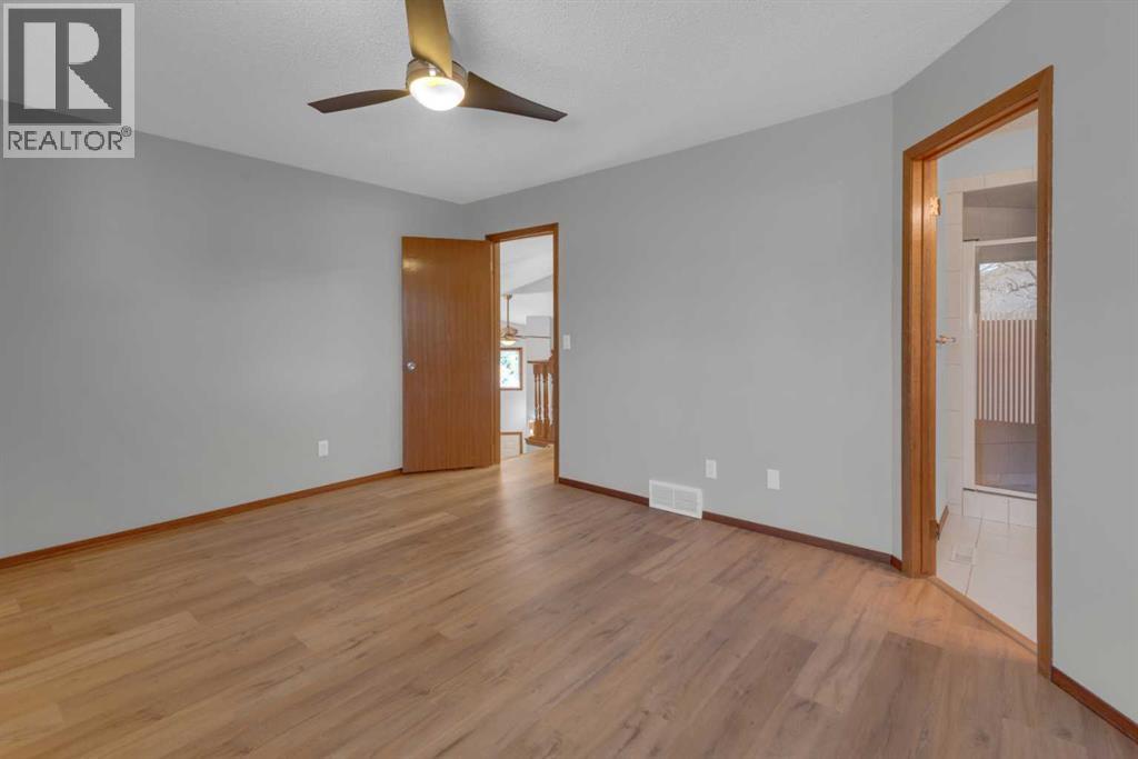 260 Hawkwood Boulevard NW, Calgary, Alberta  T3G 3E8 - Photo 20 - A2306793