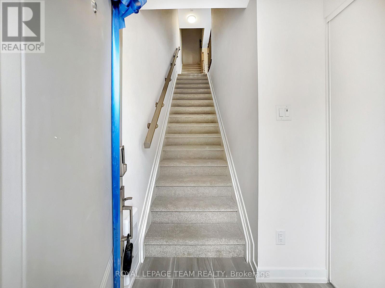 505 Celestine Private, Ottawa, Ontario  K2J 7P4 - Photo 4 - X13141436
