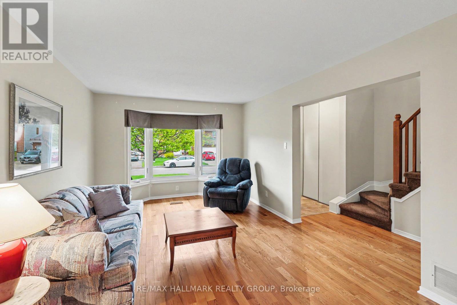 712 Morewood Crescent, Ottawa, Ontario  K4A 2P8 - Photo 4 - X13141452