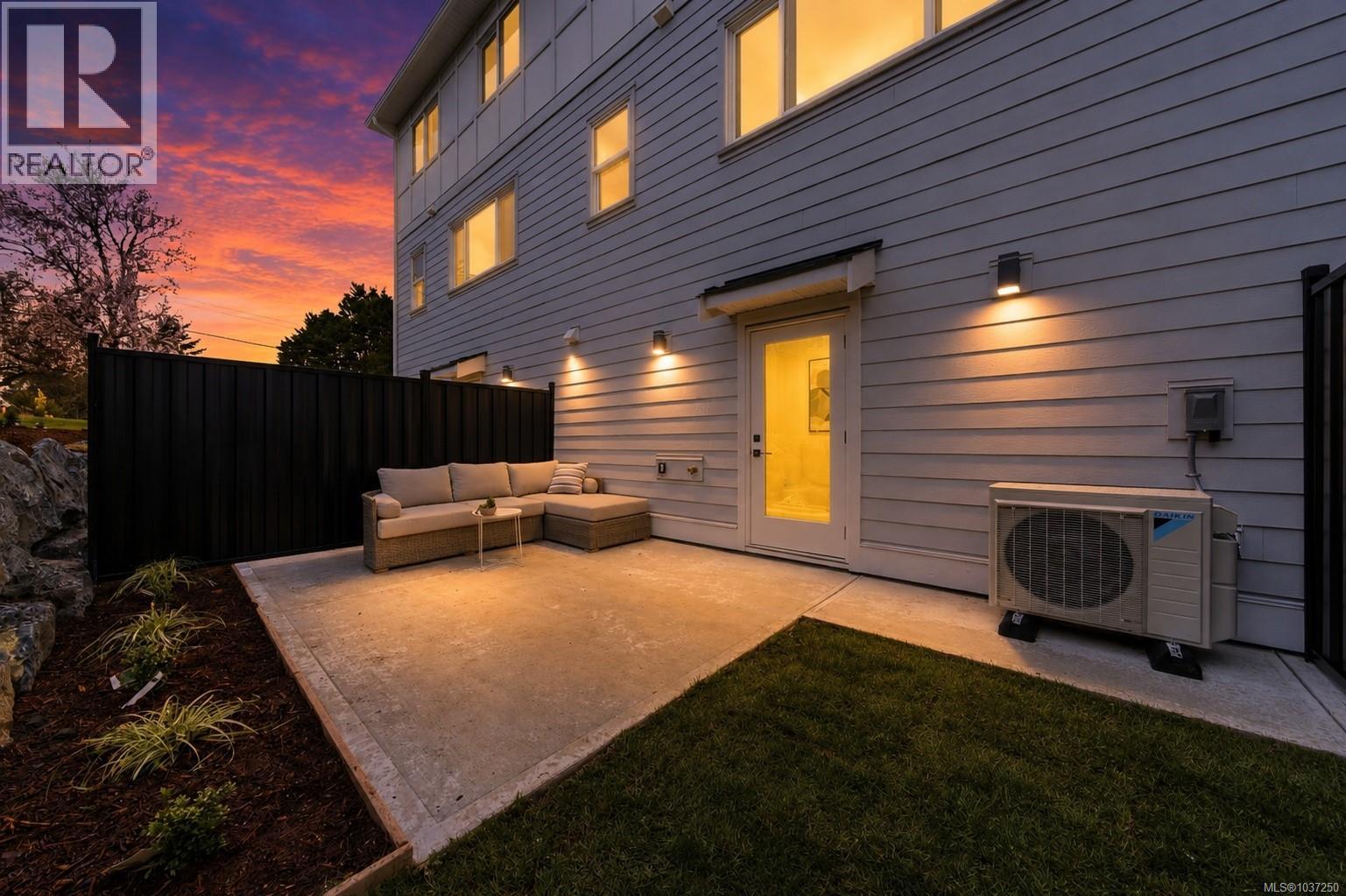 3 621 Broadway St, Saanich, British Columbia V8Z 2G5 - Photo 29 - 1037250