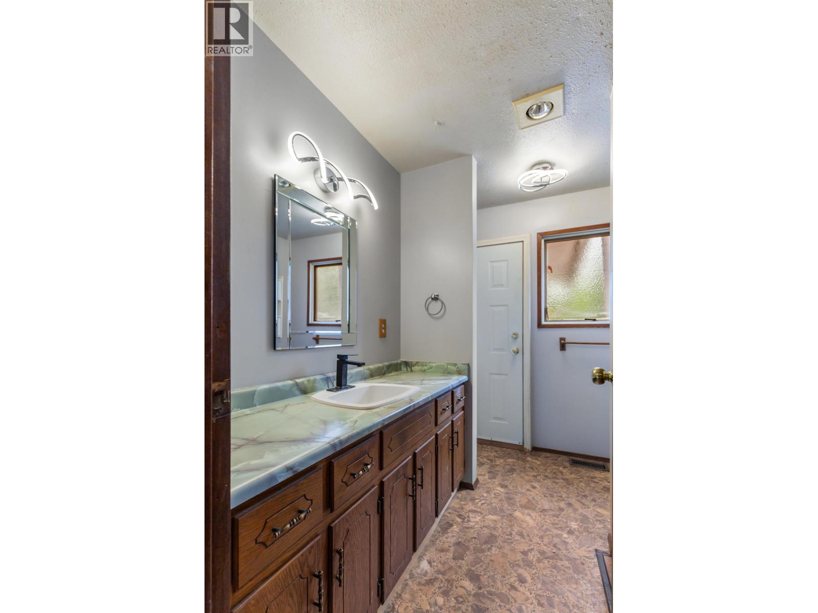 5161 Graves Road, Prince George, British Columbia V2N 6E9 - Photo 13 - R3124462