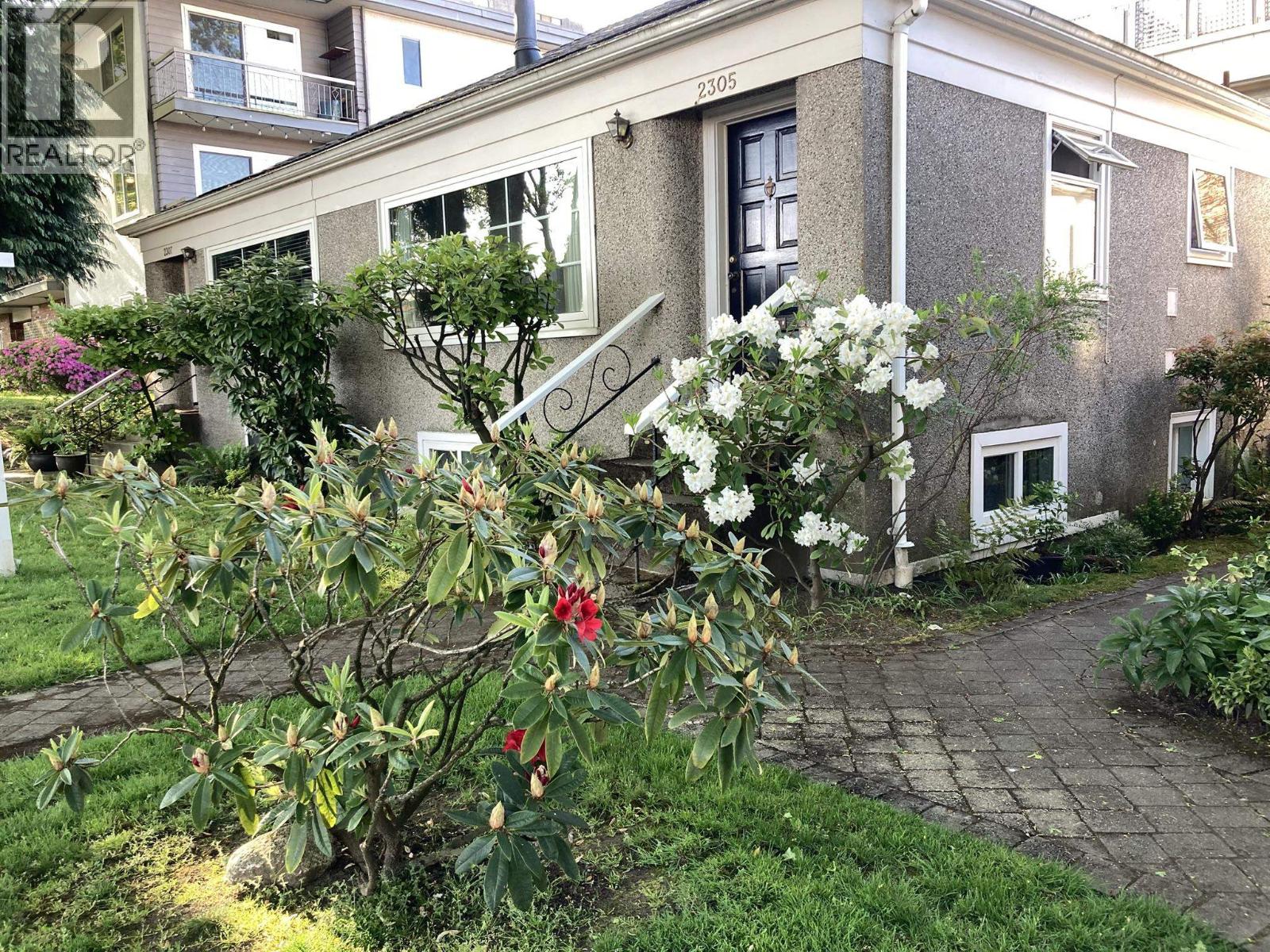2305 W 3RD AVENUE, Vancouver, British Columbia