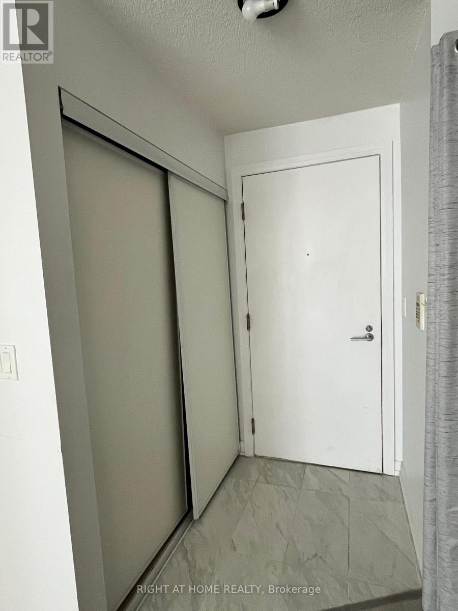 821 - 111 Elizabeth Street, Toronto, Ontario  M5G 1P7 - Photo 16 - C13141290