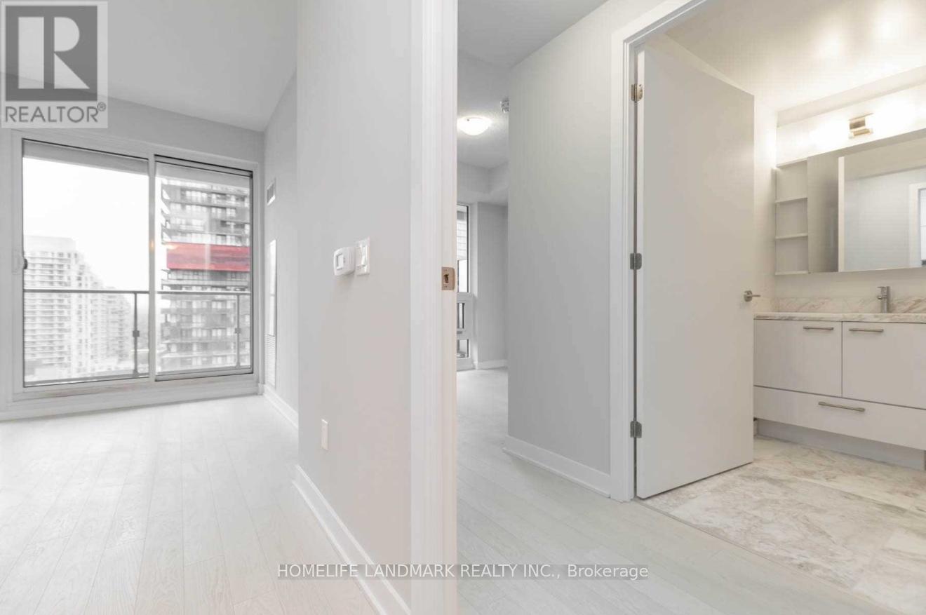 2510 - 2221 Yonge Street, Toronto, Ontario  M4S 2B4 - Photo 12 - C13141294