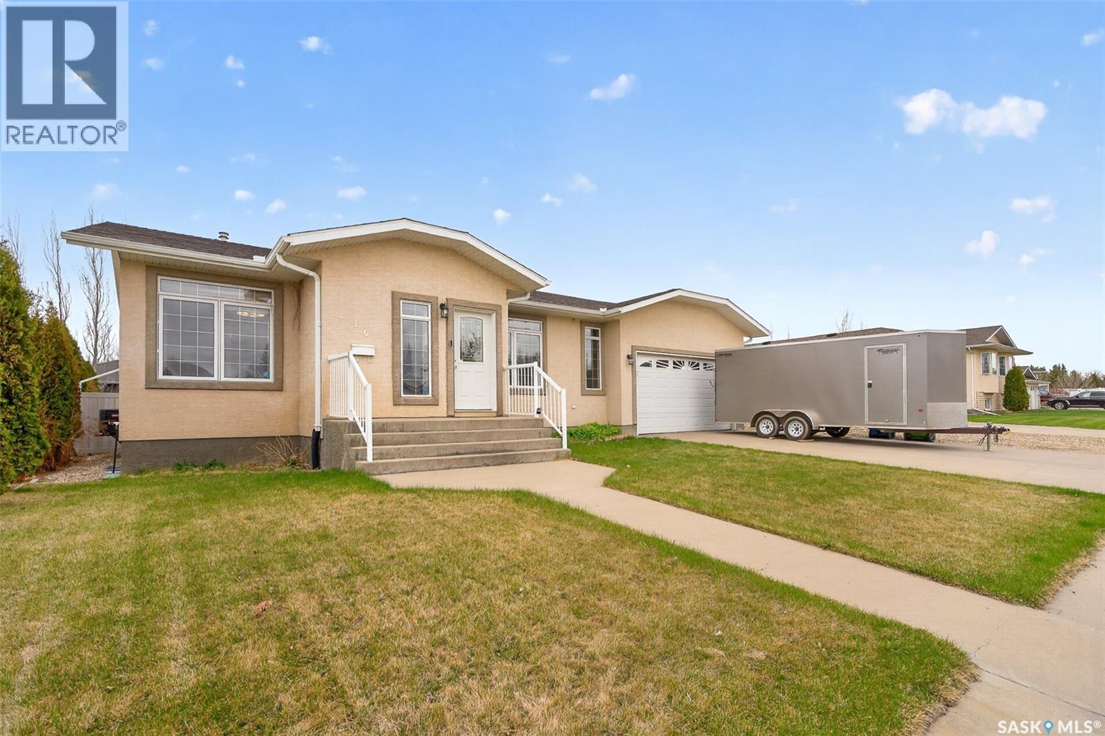 16 Flax Road, Moose Jaw, Saskatchewan  S6J 1G3 - Photo 4 - SK034863
