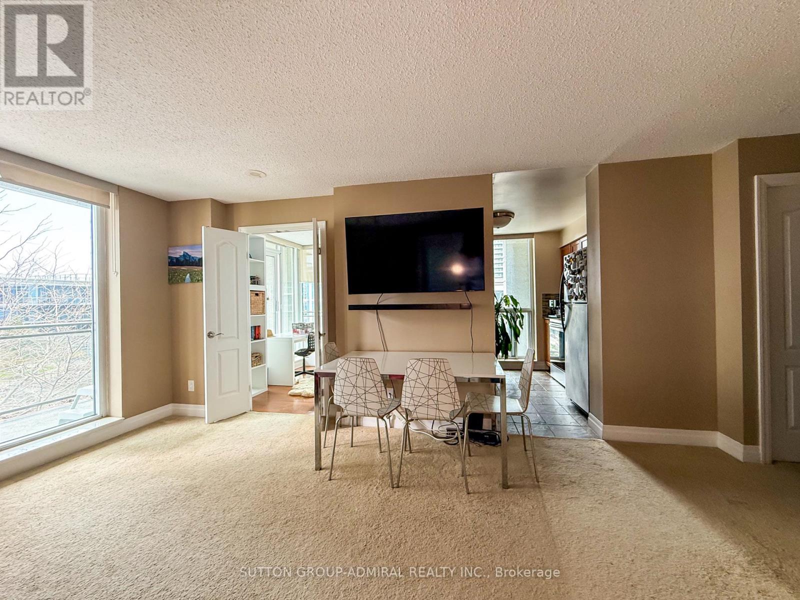 415 - 2119 Lake Shore Boulevard W, Toronto, Ontario  M8V 4E8 - Photo 5 - W13141278
