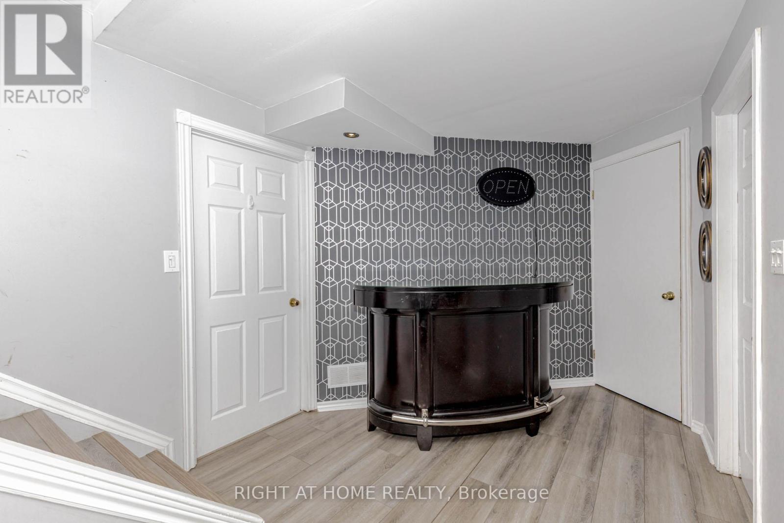 32 Vineberg Drive, Hamilton, Ontario  L9B 2P6 - Photo 33 - X13141274