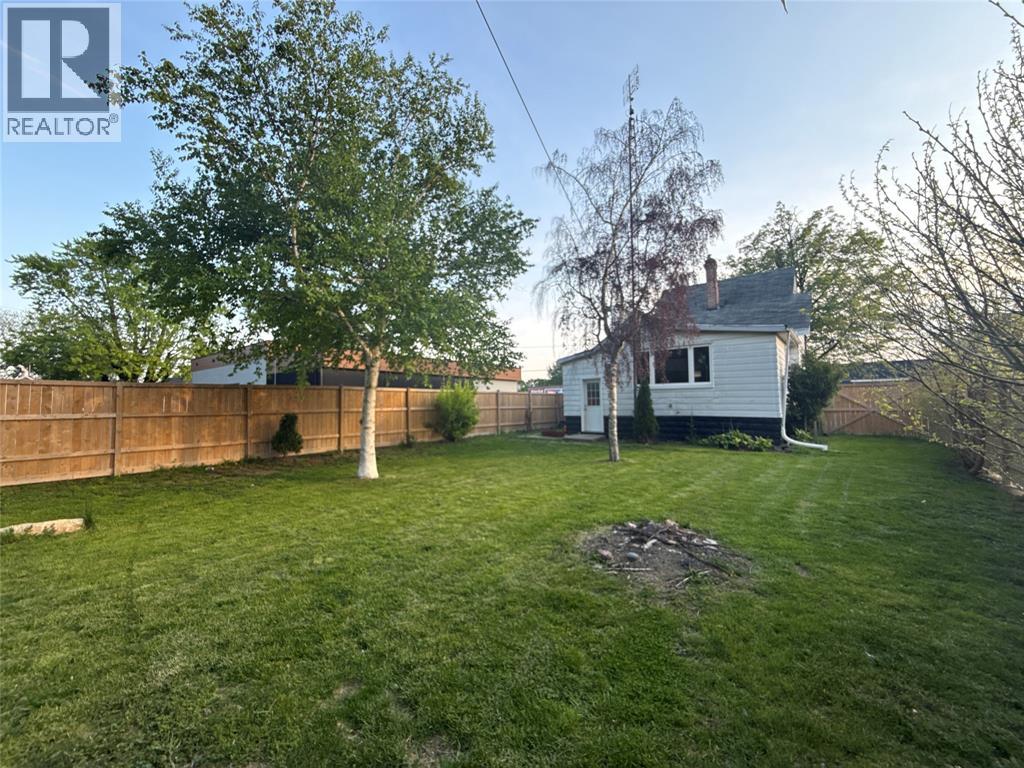305 St Clair Street, Chatham, Ontario  N7L 3J8 - Photo 15 - 26011295