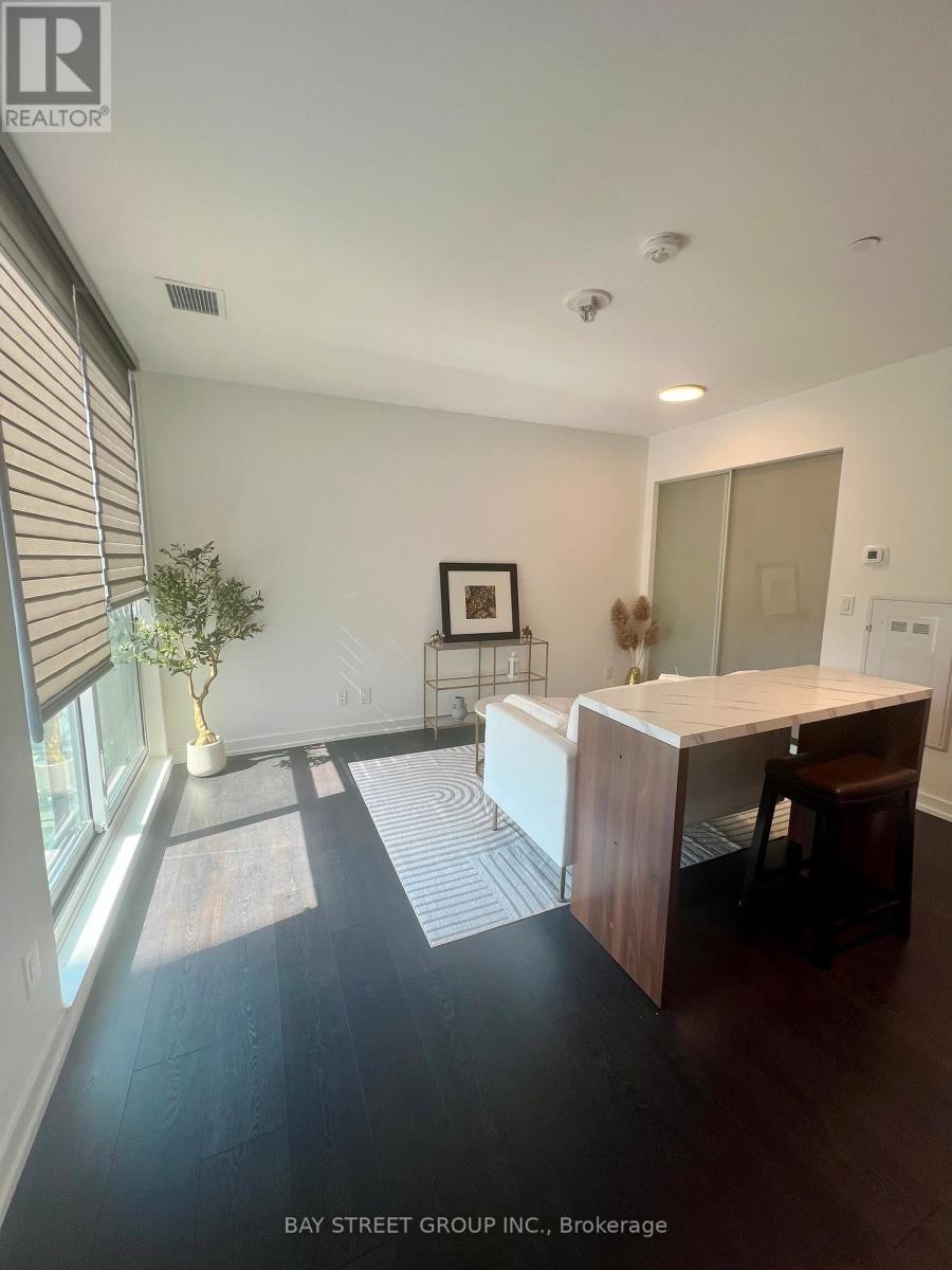 1023 - 3100 Keele Street, Toronto, Ontario M3M 0E1 - Photo 7 - W13118636
