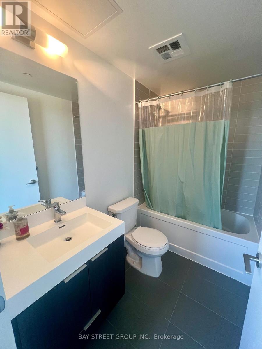 1023 - 3100 Keele Street, Toronto, Ontario M3M 0E1 - Photo 5 - W13118636