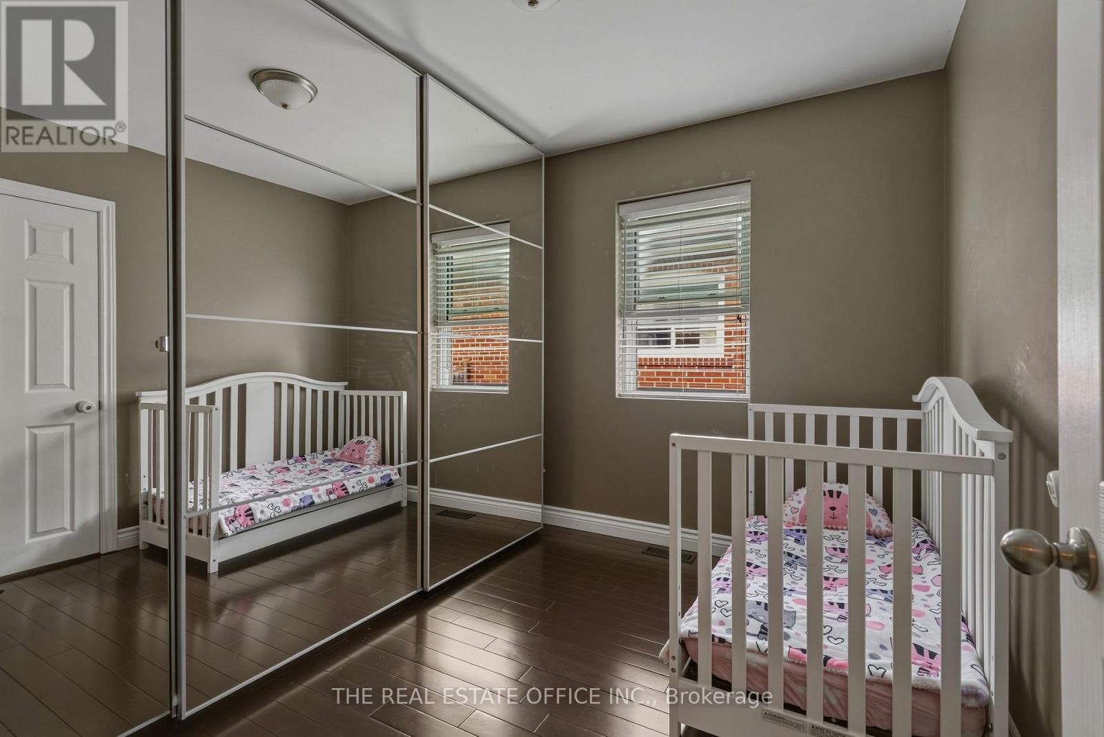 51 Gilroy Drive, Toronto, Ontario  M1P 1Z8 - Photo 21 - E13141402