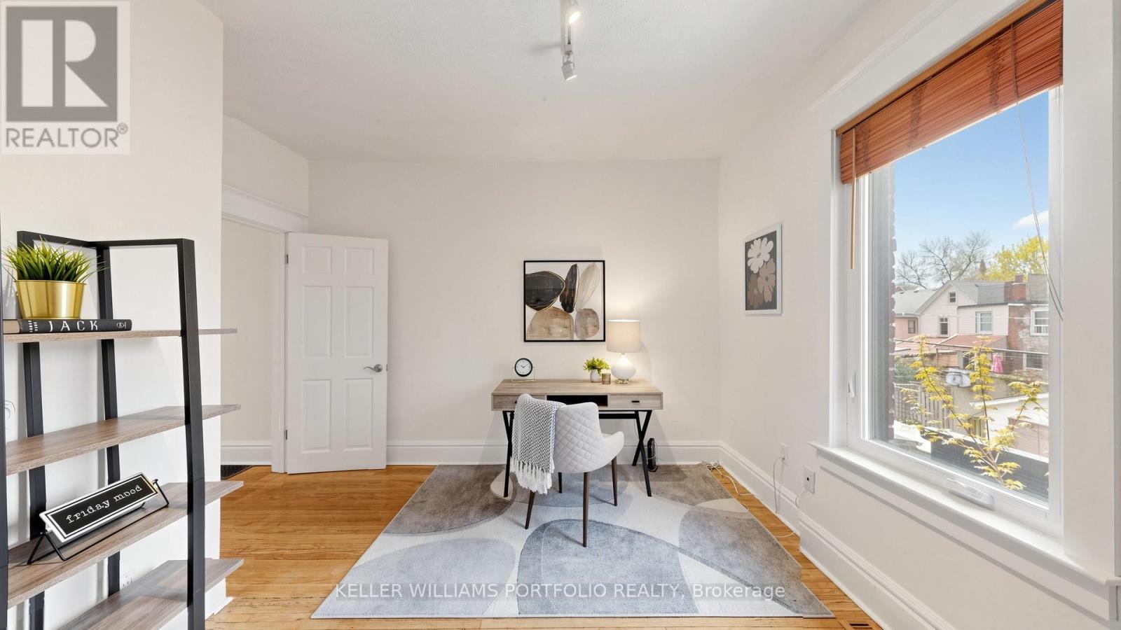 122 Bertmount Avenue, Toronto, Ontario  M4M 2X9 - Photo 25 - E13141430
