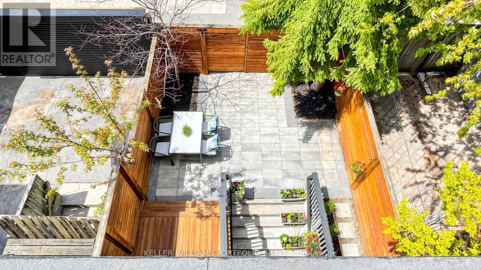 122 Bertmount Avenue, Toronto, Ontario  M4M 2X9 - Photo 41 - E13141430