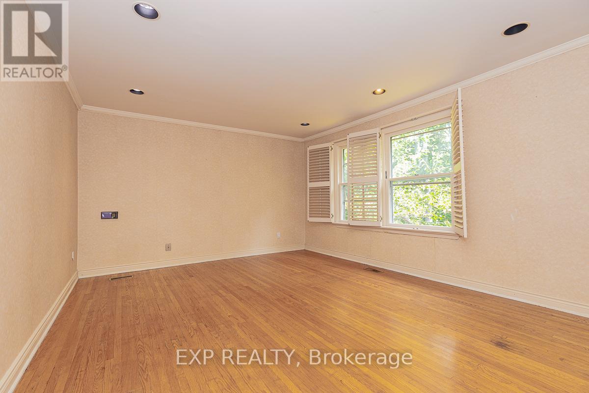 9 Laureleaf Road, Markham, Ontario  L3T 2X2 - Photo 20 - N13141324