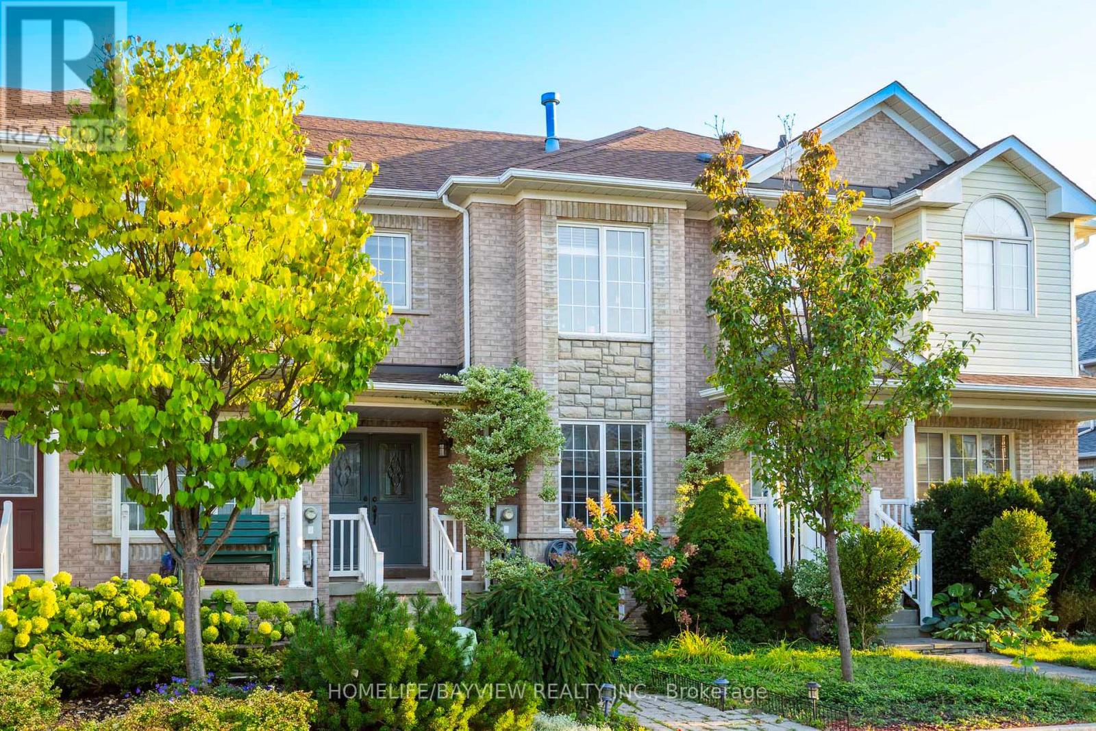 15 Elderbrook Crescent, Vaughan, Ontario  L4K 5M3 - Photo 2 - N13141434