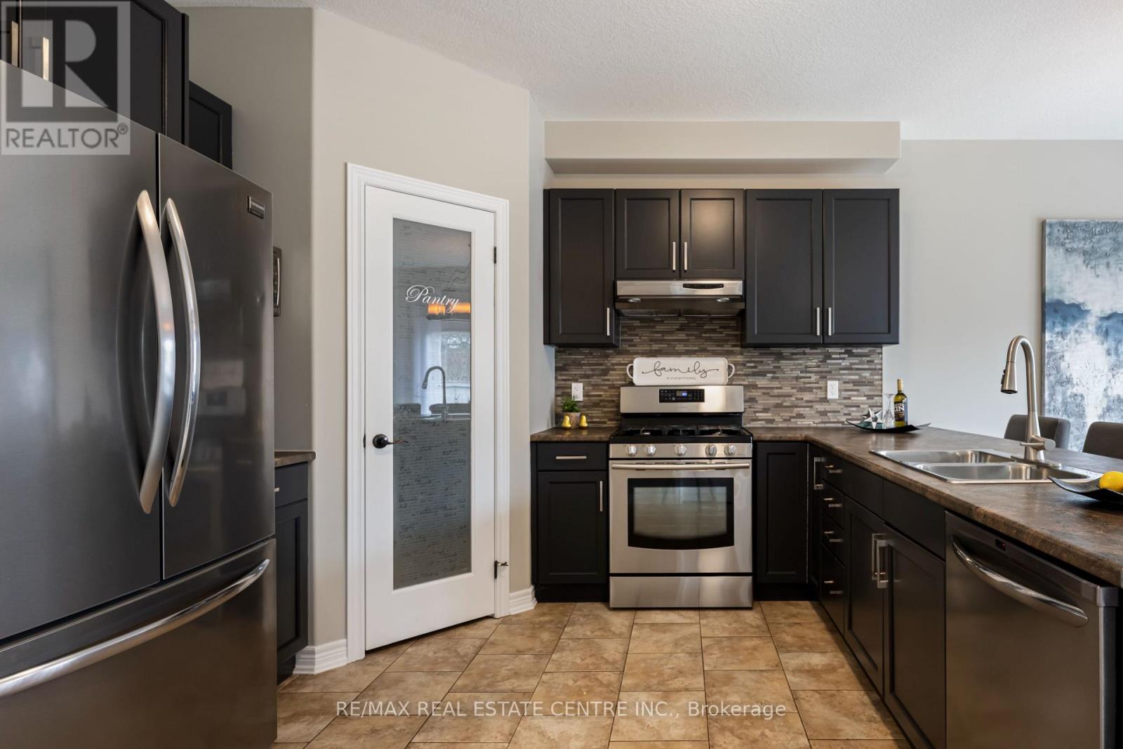 51 Burt Avenue, New Tecumseth, Ontario  L9R 0G8 - Photo 7 - N13141442