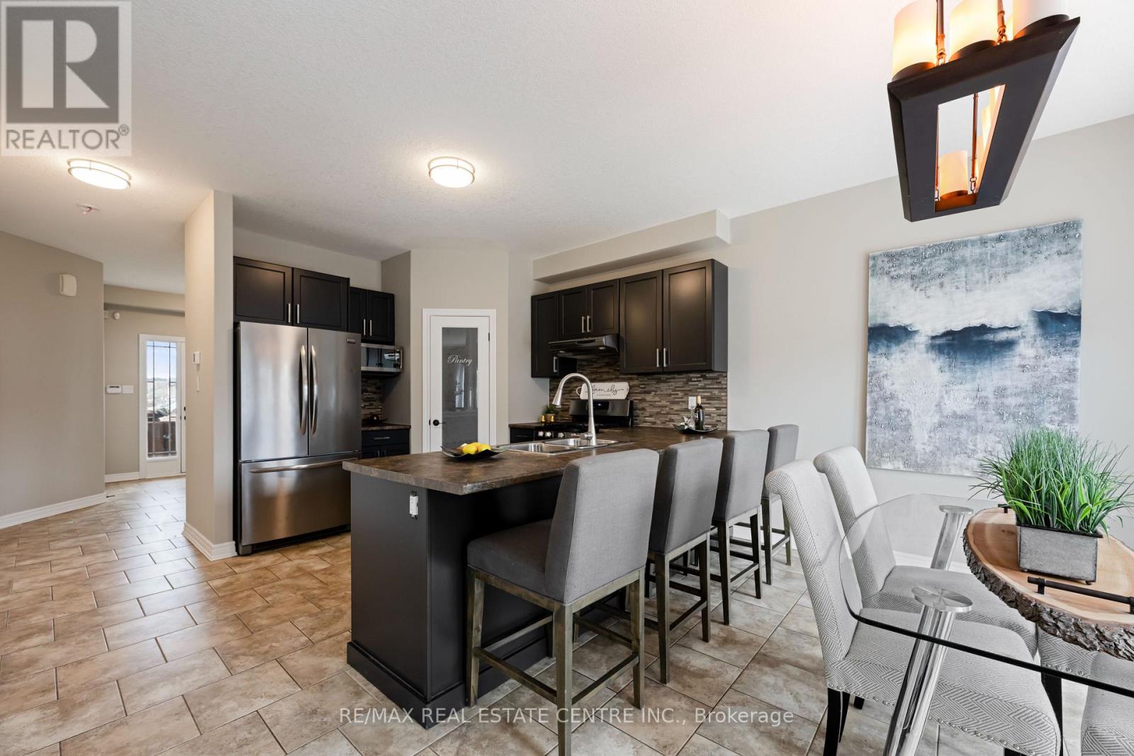 51 Burt Avenue, New Tecumseth, Ontario  L9R 0G8 - Photo 8 - N13141442