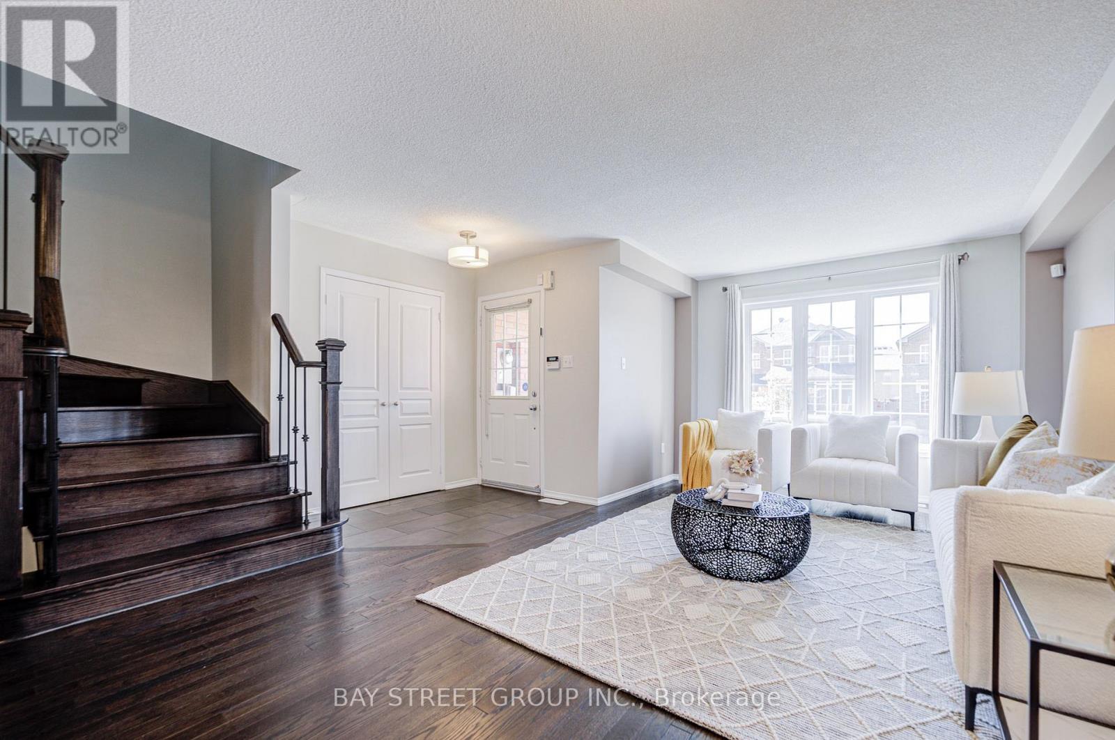 714 Castlemore Avenue, Markham, Ontario  L6E 1M9 - Photo 3 - N13141458