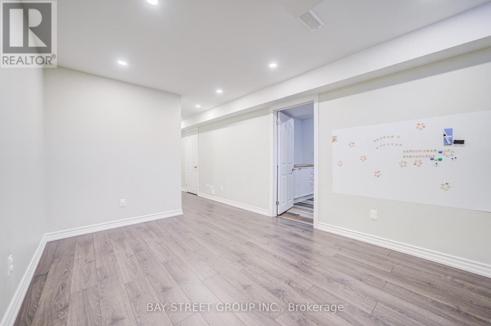 714 Castlemore Avenue, Markham, Ontario  L6E 1M9 - Photo 31 - N13141458